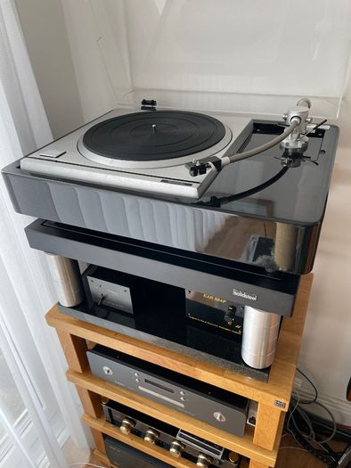 Tehnics SP-10 MK II turntable