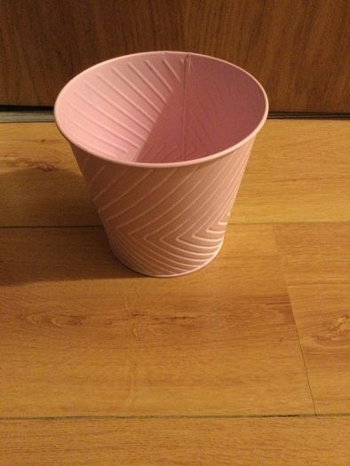 Beautiful Metal Plant Pot Brand New