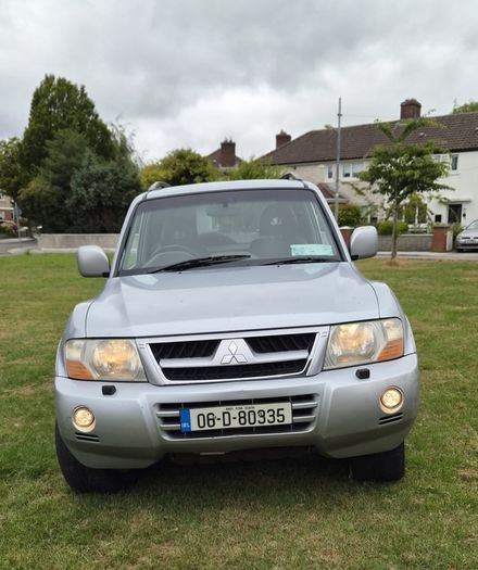 2006 Mitsubishi Pajero