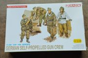German Self Propelled Gun Crew