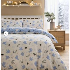 Peaceful Festive Doves Duvet Set- King Size Reversible