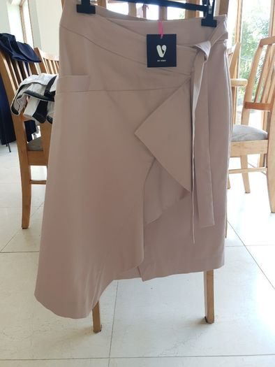 V by Very blush pink/beige wrap skirt size 10 bnwt