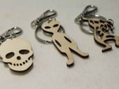 Car Amulet Super Personalised Different Symbol Skulls Alien Fun Keychain Keyring