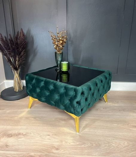 Chester coffee table with glass