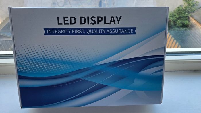 15.6" Portable Monitor Full HD 1080p - Like New with Box