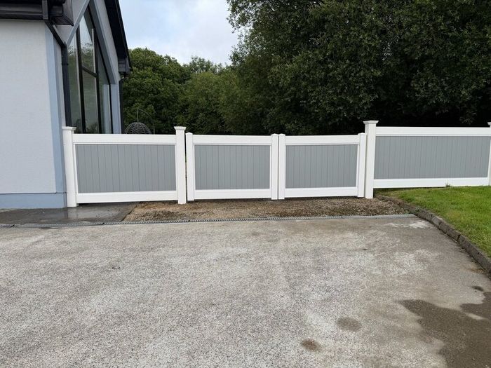 PVC No maintenance fencing