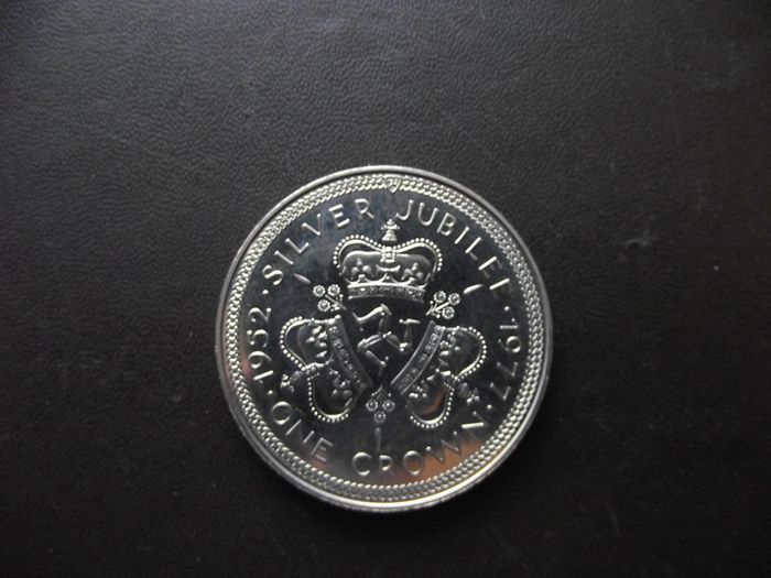 1977 Isle of Man Crown 'Silver Jubilee of Elizabeth II'