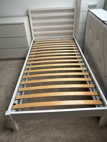 Single bed frame