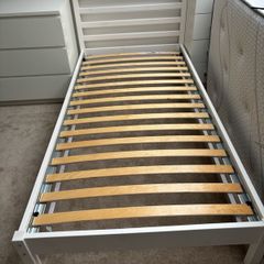 Single bed frame