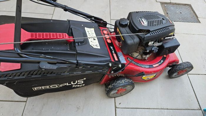 lawnmower