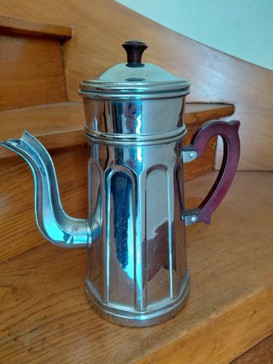 Antique French coffee pot make Menesa chrome