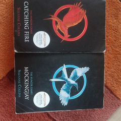 Suzanne Collins: Hunger Games Catching Fire + Mockingjay