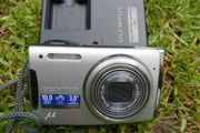 Olympus U 1060 10.0MP Digital Camera Silver Fully Tested + Charger &amp; battery