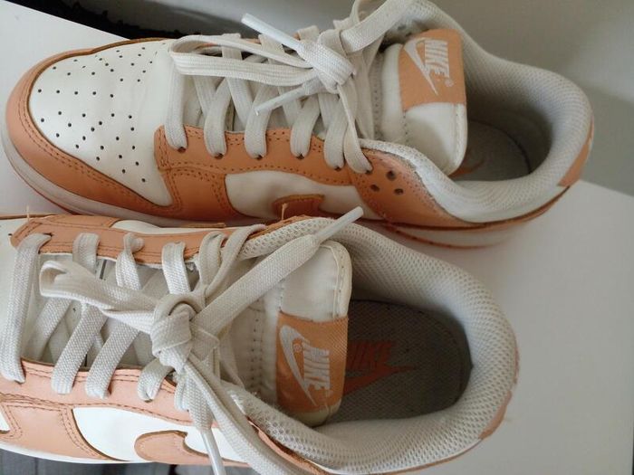 Nike trainers UK 4.5