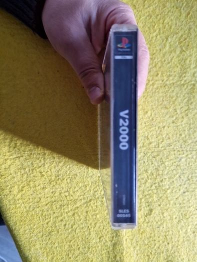V2000 David Braben  PlayStation1 ps1 PlayStation2 ps2 games Original