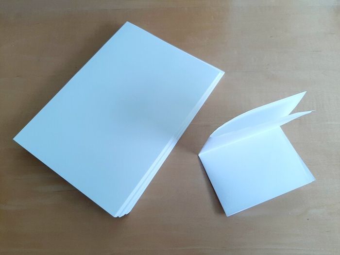 Mourning envelopes