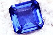 Magnificent Tanzanite with certificate10.02ct