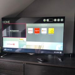 LG Smart 4k Ultra HD TV 49"