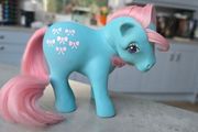 Light blue colour Short hair Version Bowtie Shy Pose Bow Tie MLP G1 My Little Pony 1983