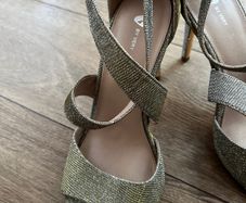 Sandals gold heels