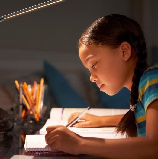 Desk Lamp Eye-Caring LED Table Lamp Dimmable Bedside Lamp with 2 USB Charging Ports and 10 Brightness Levels x 5 Colour Modes Touch Control Daylight Lamp for Office, Bedside, Reading- Auto Timer