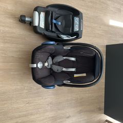 Maxi Cosi baby car seat