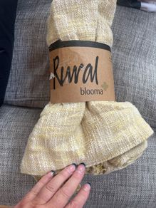 gorgeous throw blanket brand new unopened