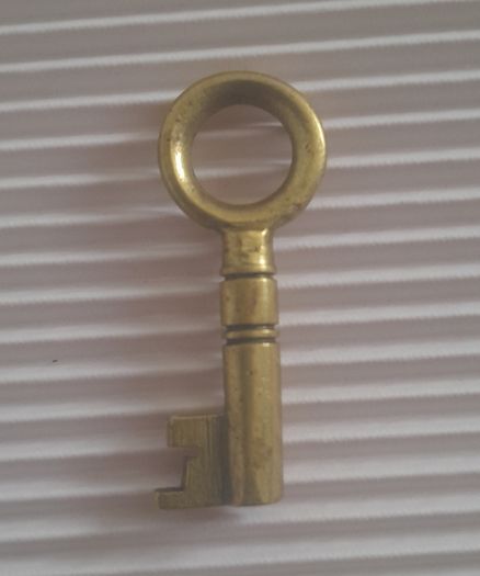KEY - Small - Brass