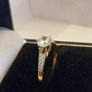 9ct gold ring Image 2