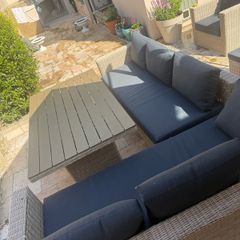 10 seater rattan garden set with dark navy cushions
