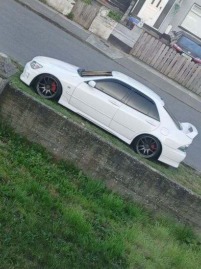 2003 Toyota Altezza