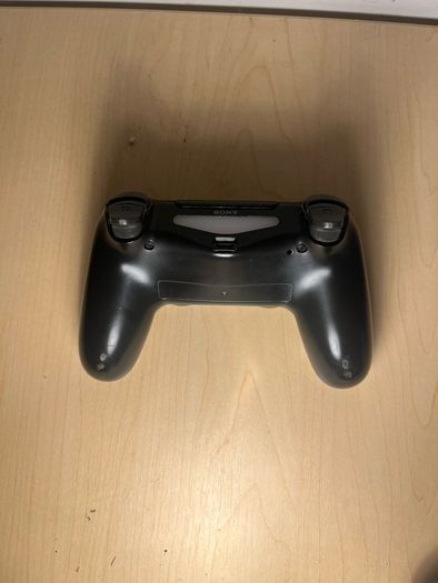 playstation 4 controller