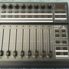 Behringer BCF2000