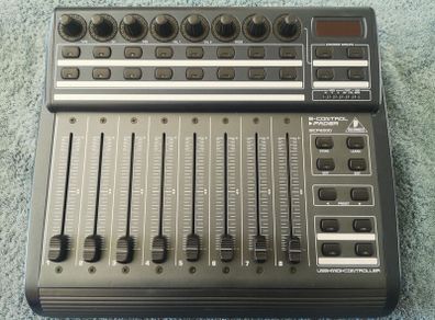 Behringer BCF2000