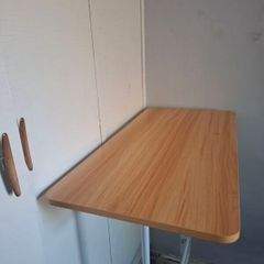 Standing desk