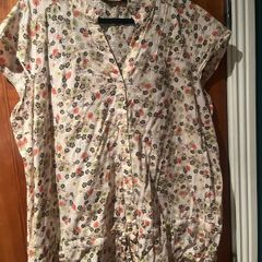 Essence uk28 lightweight tunic