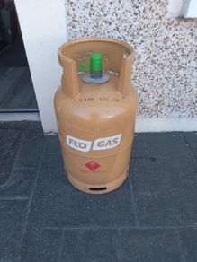 gas bottles (full)