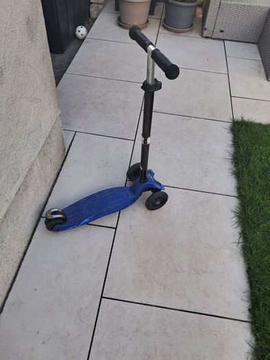 Micro Scooter