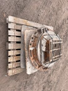 Manhole cover