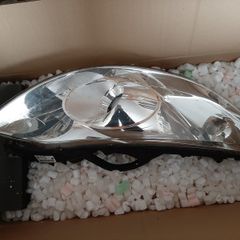 Peugeot headlight