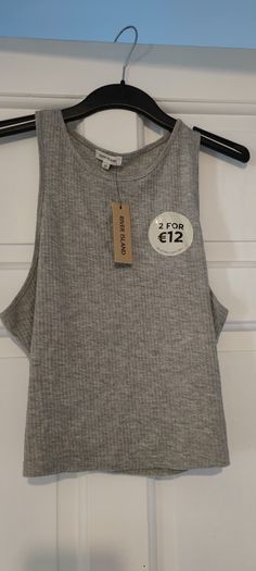 clothes crop top