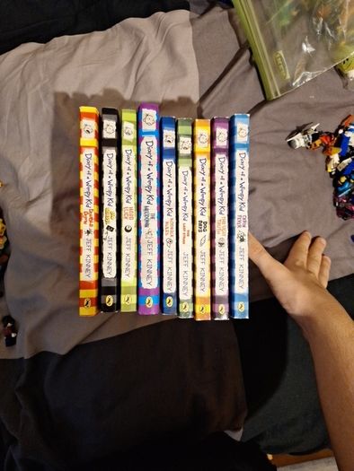Diary of a Wimpy Kid Book Bundle - 9