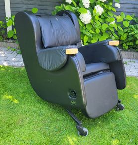 CareFlex Mobility/Recliner Chair