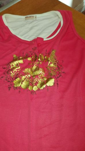 Salony Sports wear