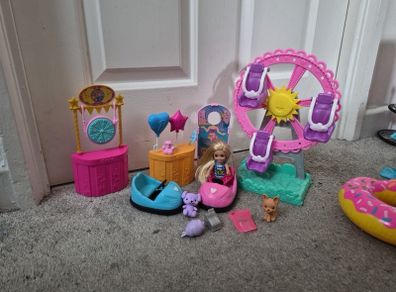 Barbie Chelsea fun fair playset