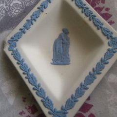 Wedge wood pin dish blue and white , for sale .