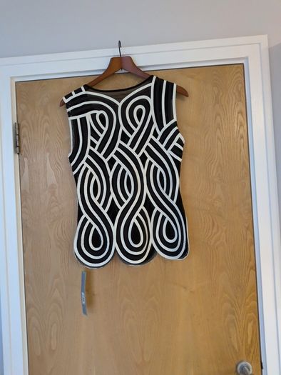Classics Black Swirl Pattern Sleeveless Top.  S.14.  B.N.W.T.