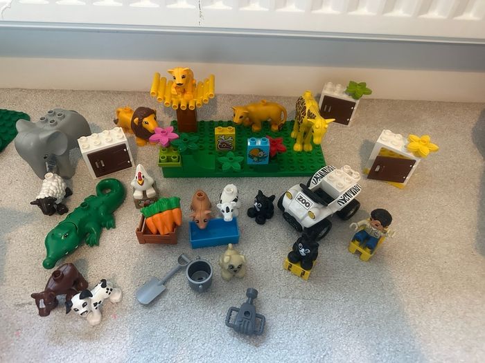 Lego Duplo Wild/Farm animal and accessories bundle