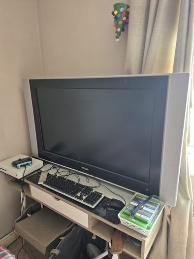 tv 42 inch