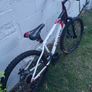 Apollo Evade Mountain bike red/black/white Image 3